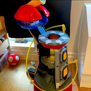 Nickelodeon paw patrol tower